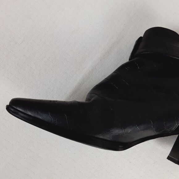 United Tokyo Womens Black Leather Boots with Buckle Animal Print Design - Picture 6 of 16